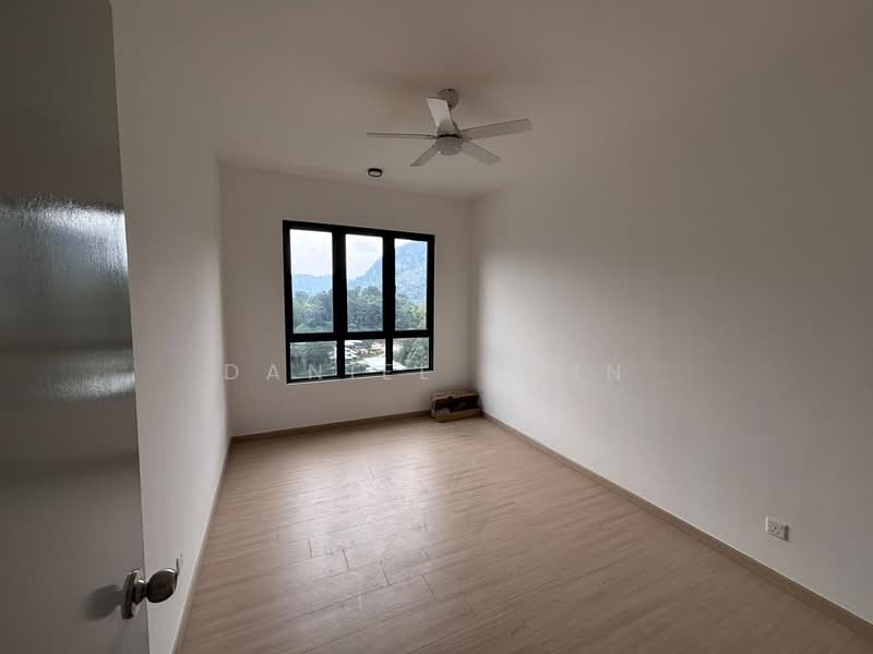 Kondominium untuk Disewa di LEA By The Hills - Daniel Chin - Bedroom - PropertyGuru.com.my