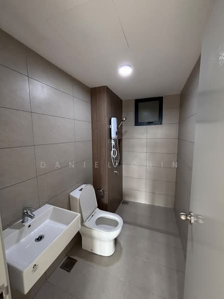 Kondominium untuk Disewa di LEA By The Hills - Daniel Chin - Bathroom - PropertyGuru.com.my