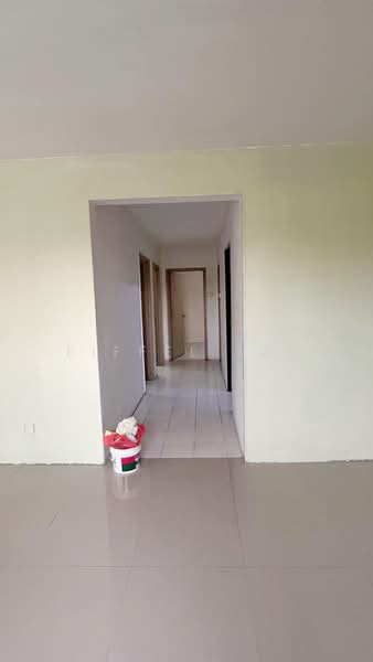 Pangsapuri untuk Disewa di Apartment Taman Topaz - Eiffel Lai - Corridor - PropertyGuru.com.my