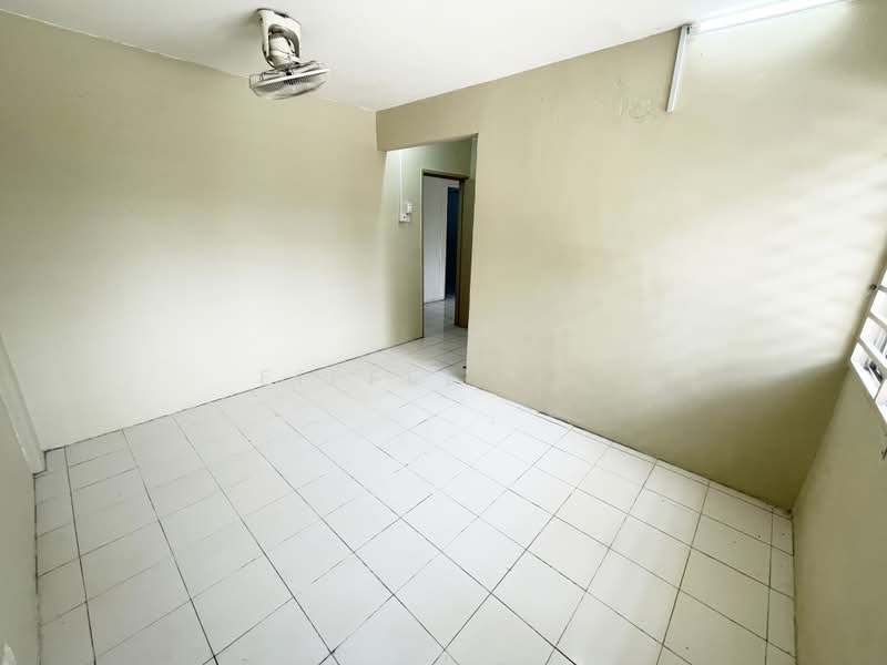 Apartment for Rent at Apartment Taman Topaz - Eiffel Lai - Interior - PropertyGuru.com.my