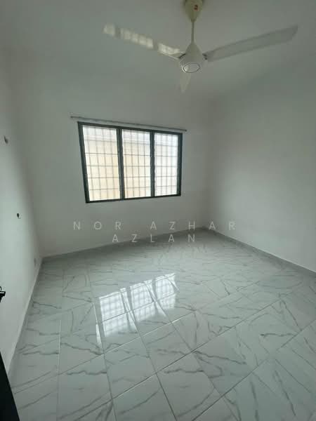 Pangsapuri untuk Dijual di Pangsapuri Sri Tanjung - Nor Azhar Azlan - Interior - PropertyGuru.com.my