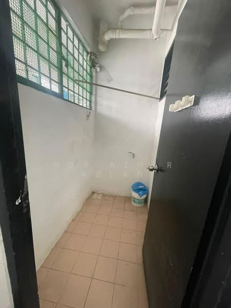 Pangsapuri untuk Dijual di Pangsapuri Sri Tanjung - Nor Azhar Azlan - PropertyGuru.com.my