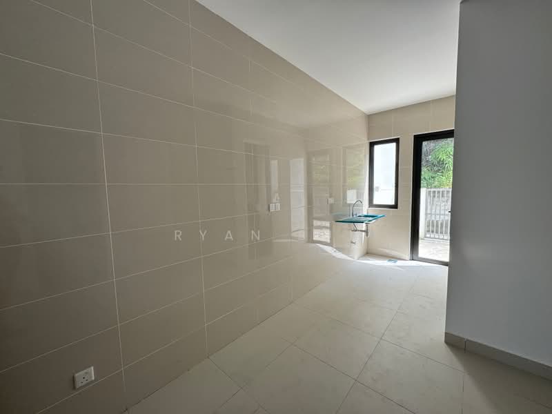 2.5-storey Terraced House for Sale in Taman Puncak Jalil (Seri Kembangan) - Ryan Sum - PropertyGuru.com.my