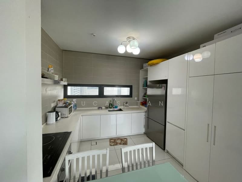 Condominium for Sale at The Veo - Lucas Tan - Kitchen - PropertyGuru.com.my