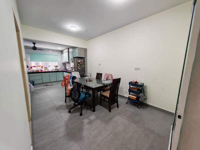 Rumah Teres untuk Dijual di Taman Aman Putra (Puchong) - Evan Goh - Kitchen - PropertyGuru.com.my