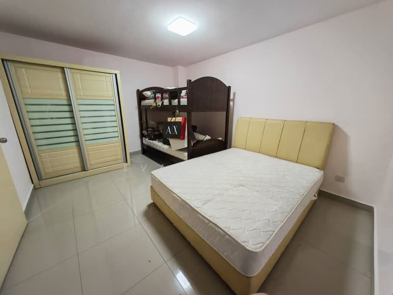 Rumah Teres untuk Dijual di Taman Aman Putra (Puchong) - Evan Goh - Bedroom - PropertyGuru.com.my