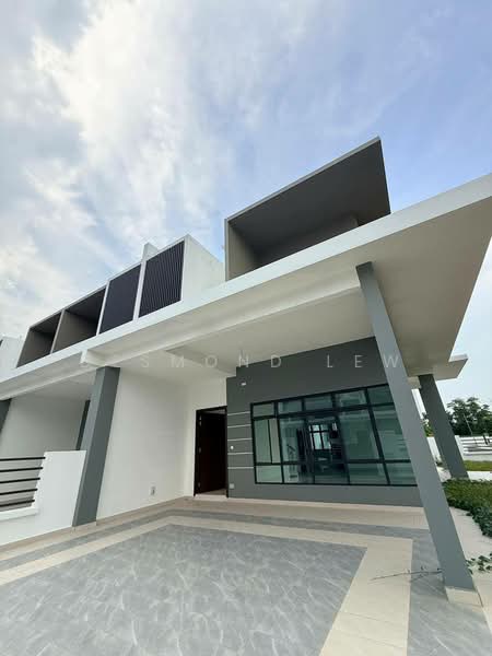 Rumah Teres 2 Tingkat untuk Disewa di Johor Bahru (Johor) - Desmond Lew - Exterior - PropertyGuru.com.my
