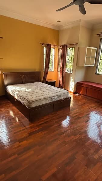 Semi-Detached House for Rent in Setia Damai (Setia Alam) - Muhammad Taufeeq - Bedroom - PropertyGuru.com.my