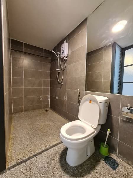 Condominium for Sale at Empire Damansara (Empire SOHO 2) - Sean Lo - Bathroom - PropertyGuru.com.my