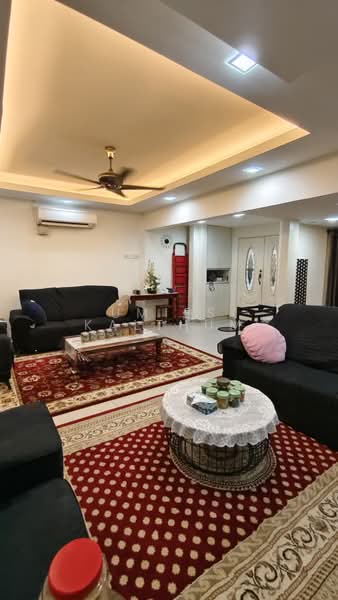 Rumah Teres 2 Tingkat untuk Dijual di Sungai Buloh (Selangor) - Umies Kalthum - Living Room - PropertyGuru.com.my