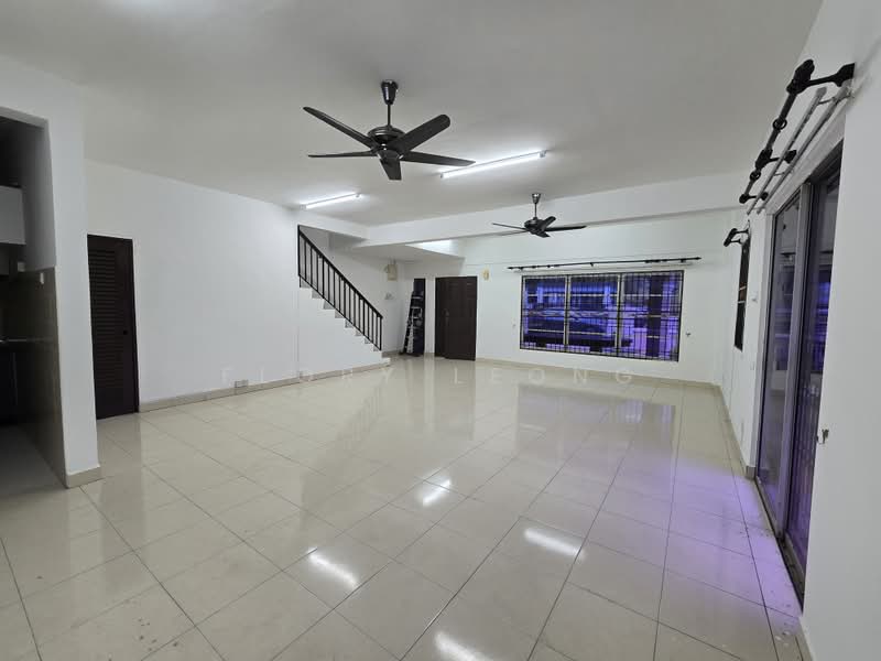 2-storey Terraced House for Sale in Sepang (Selangor) - Flory Leong - Living Room - PropertyGuru.com.my