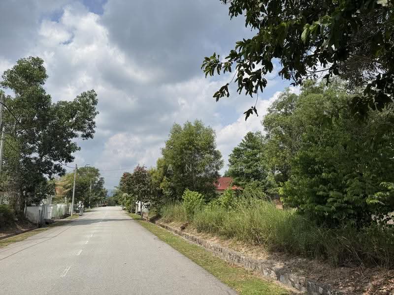 Tanah Kediaman untuk Dijual di Bandar Tasik Senangin (Lenggeng) - Vivian Chye - PropertyGuru.com.my