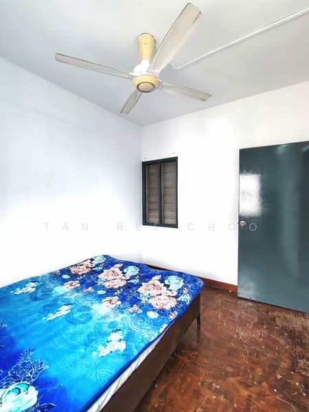 Apartment for Sale at Jasmine Court - Tan Bee Choo - Bedroom - PropertyGuru.com.my