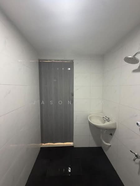 Flat for Sale at Taman Megah - Jason Sim - Bathroom - PropertyGuru.com.my