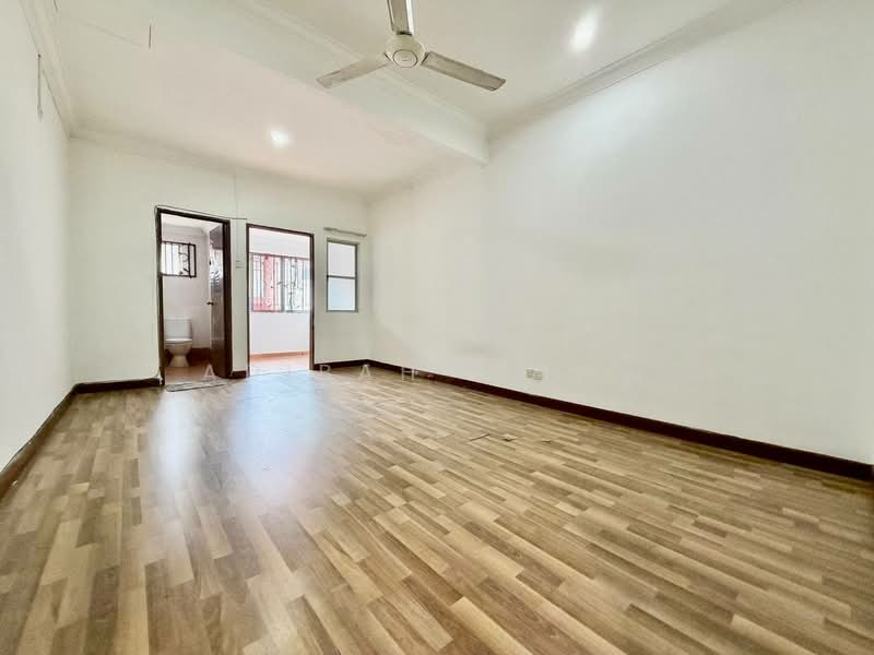 Rumah Teres 2 Tingkat untuk Dijual di Usj 22 (Subang Jaya) - Adibah Salim - Interior - PropertyGuru.com.my