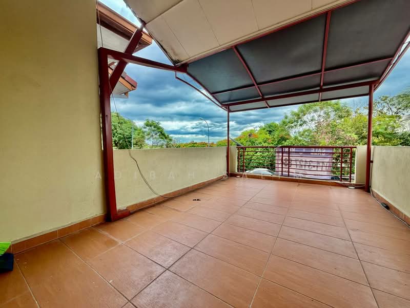 Rumah Teres 2 Tingkat untuk Dijual di Usj 22 (Subang Jaya) - Adibah Salim - Balcony - PropertyGuru.com.my