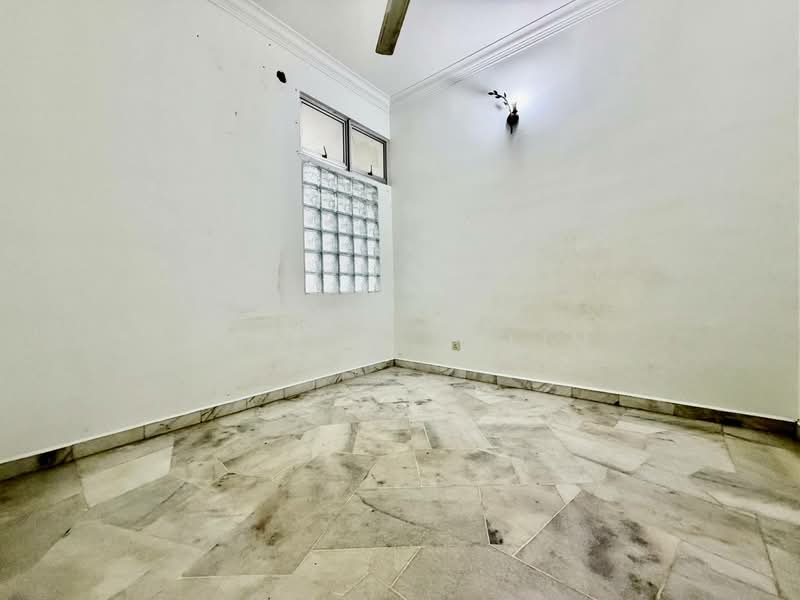 Rumah Teres 2 Tingkat untuk Dijual di Usj 22 (Subang Jaya) - Adibah Salim - Interior - PropertyGuru.com.my
