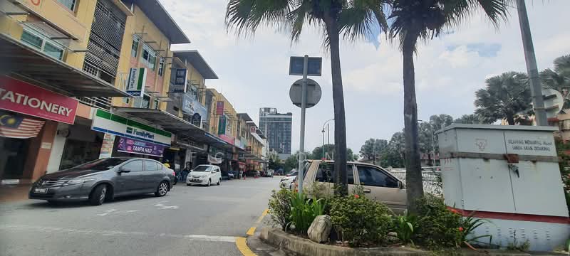 Kedai untuk Disewa di Kelana Jaya (Petaling Jaya) - FC Wong - Exterior - PropertyGuru.com.my