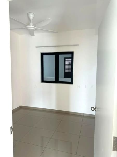 Condominium for Rent at Condo @ Eden by The Parque Residences - Leanne Chia - Room - PropertyGuru.com.my