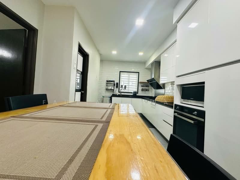 2-storey Terraced House for Sale in Desa Coalfields (Ijok) - Fauziah Nawawi - Kitchen - PropertyGuru.com.my