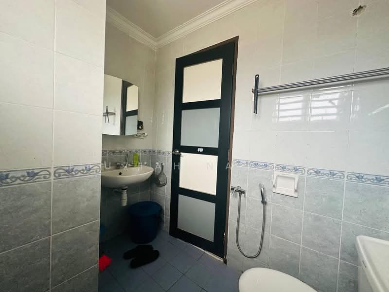 2-storey Terraced House for Sale in Desa Coalfields (Ijok) - Fauziah Nawawi - Bathroom - PropertyGuru.com.my