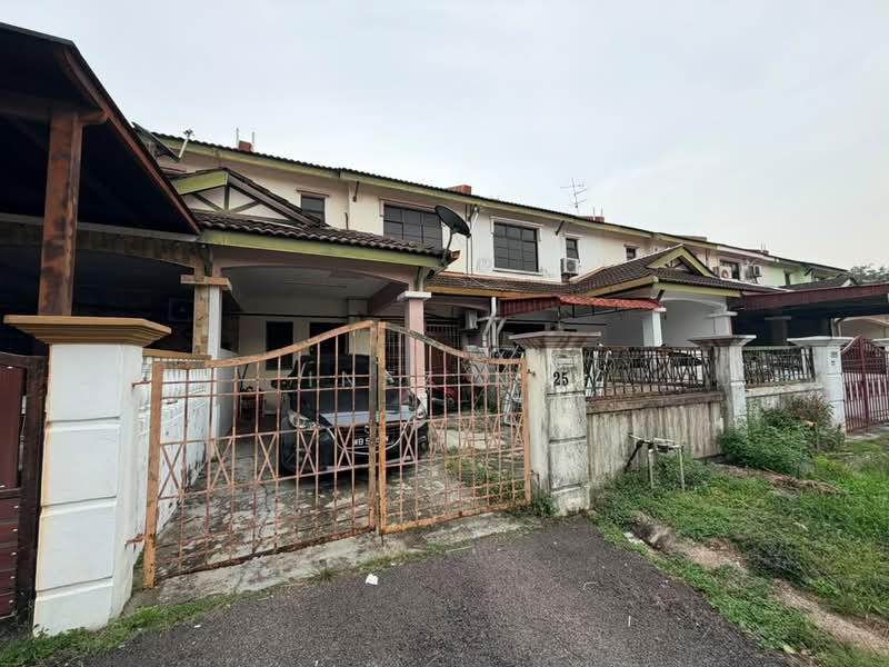 2-storey Terraced House for Sale in Gelang Patah (Johor) - Inez Ng - Exterior - PropertyGuru.com.my
