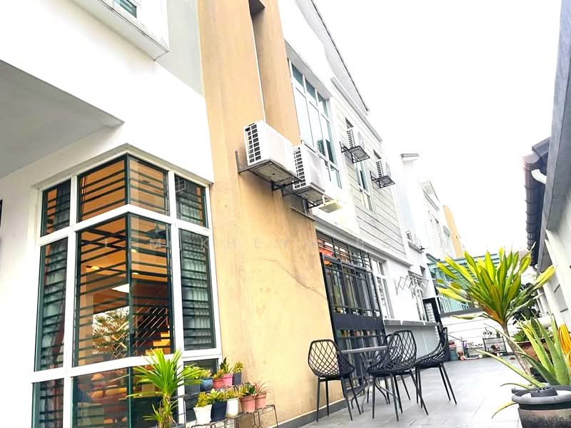 Semi-Detached House for Sale in Kota Kemuning (Shah Alam) - LIM KHENG BOON - Exterior - PropertyGuru.com.my