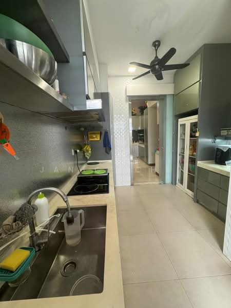 Semi-Detached House for Sale in Taman Seri Bukit Segambut (Batu) - Janice Chen - Kitchen - PropertyGuru.com.my