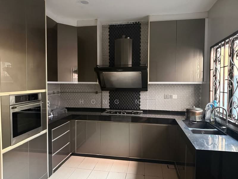 Semi-Detached House for Rent in Klang (Selangor) - Hong Ng - Kitchen - PropertyGuru.com.my