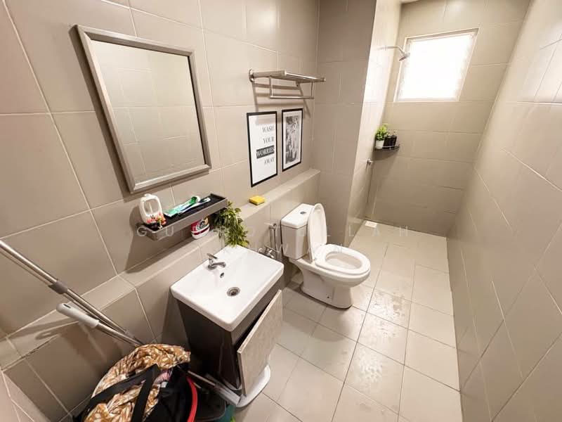 Apartment for Sale at Selangorku Pr1ma Lakefront Homes - Gudrotullah Ikhwan - Bathroom - PropertyGuru.com.my