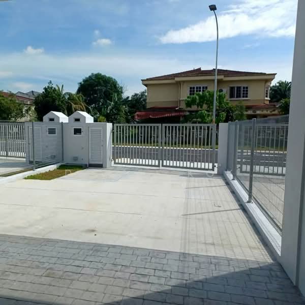 2-storey Terraced House for Sale in Taman Bunga Raya (Klang) - Daniel Kok - Exterior - PropertyGuru.com.my