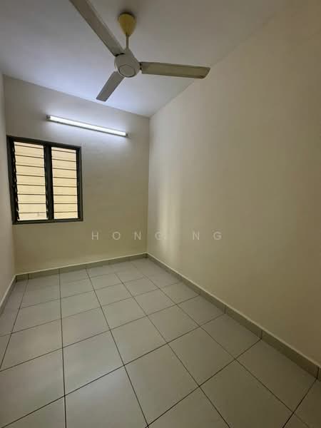 Pangsapuri untuk Disewa di Pangsapuri Akasia (Bandar Botanic) - Hong Ng - PropertyGuru.com.my