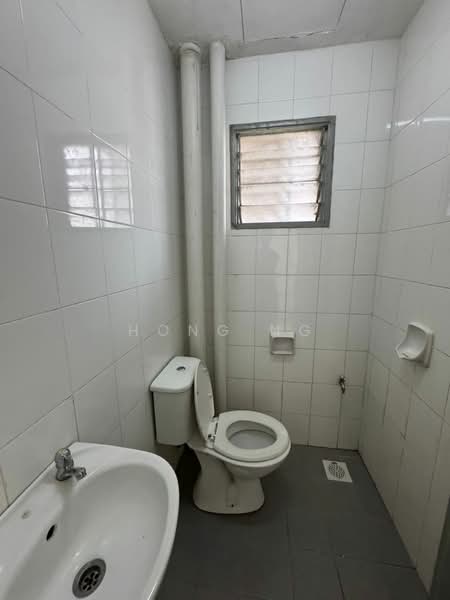 Pangsapuri untuk Disewa di Pangsapuri Akasia (Bandar Botanic) - Hong Ng - PropertyGuru.com.my