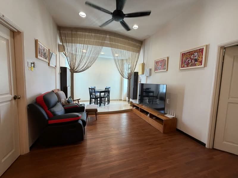 Semi-Detached House for Sale in Taman Perling (Perling) - Richard Lee - Living Room - PropertyGuru.com.my
