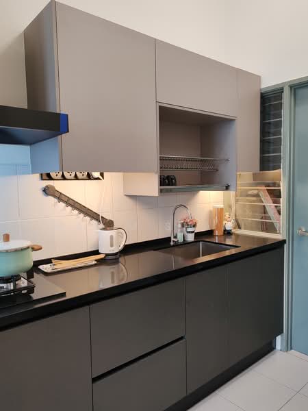 Servis Apartment untuk Dijual di Vue Residences - Hazim Shaki - PropertyGuru.com.my
