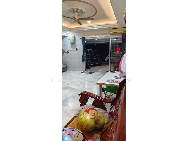 Rumah Teres 2 Tingkat untuk Disewa di Cheras (Selangor) - Joseph Low - Living Room - PropertyGuru.com.my