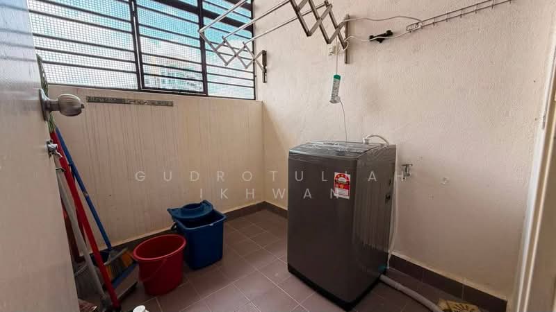 Kondominium untuk Disewa di Serin Residency - Gudrotullah Ikhwan - Balcony - PropertyGuru.com.my
