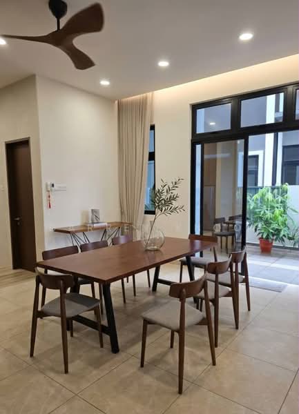 Semi-Detached House for Sale in Taman Nusa Sentral (Iskandar Puteri (Nusajaya)) - Darren Khoo - Dining Room - PropertyGuru.com.my