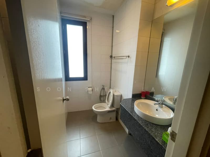 Semi-Detached House for Sale in Jade Hills (Kajang) - Soon Sheng Law - Bathroom - PropertyGuru.com.my