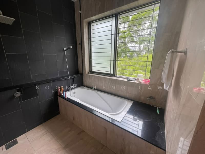 Semi-Detached House for Sale in Jade Hills (Kajang) - Soon Sheng Law - Bathroom - PropertyGuru.com.my