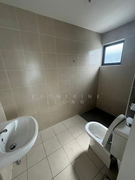 2-storey Terraced House for Sale in Rawang (Selangor) - Katherine Leong - Bathroom - PropertyGuru.com.my