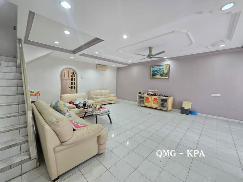 Rumah Teres 2 Tingkat untuk Dijual di Bandar Bukit Tinggi (Klang) - Daniel Kok - Living Room - PropertyGuru.com.my