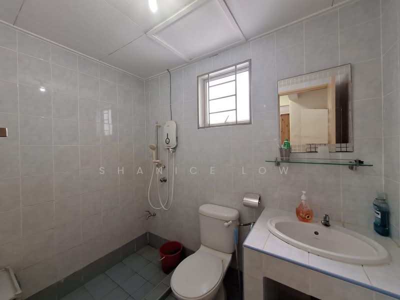 Kondominium untuk Dijual di Casa Damansara - Shanice Low - Bathroom - PropertyGuru.com.my