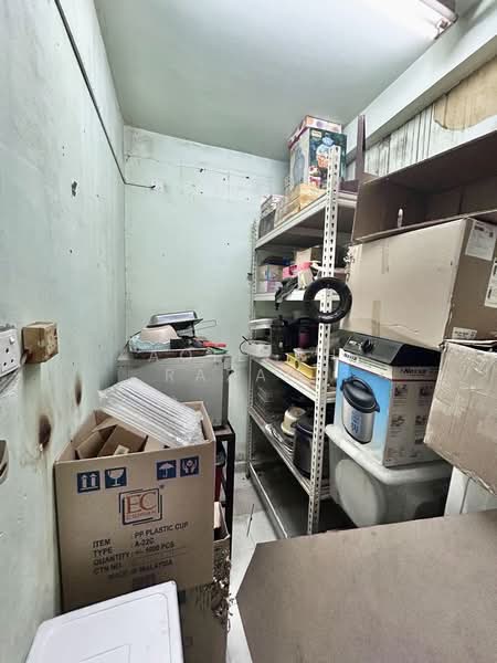 Rumah Teres 2 Tingkat untuk Dijual di Seksyen 2, Taman Kinrara (Puchong) - Aqillah Razali - Interior - PropertyGuru.com.my