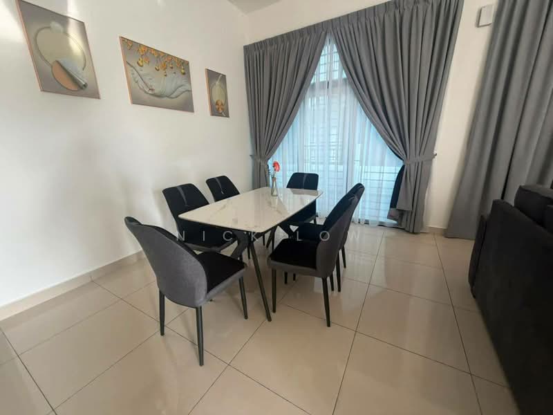 Rumah Kluster untuk Disewa di Taman Mutiara Mas (Skudai) - Nick Low - Dining Room - PropertyGuru.com.my