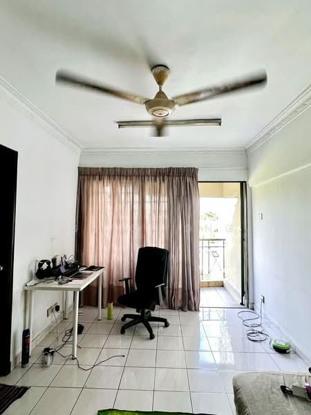 Pangsapuri untuk Dijual di Pangsapuri Perdana - Grace Ong - Balcony - PropertyGuru.com.my