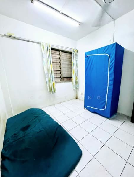 Pangsapuri untuk Dijual di Pangsapuri Perdana - Grace Ong - Bedroom - PropertyGuru.com.my