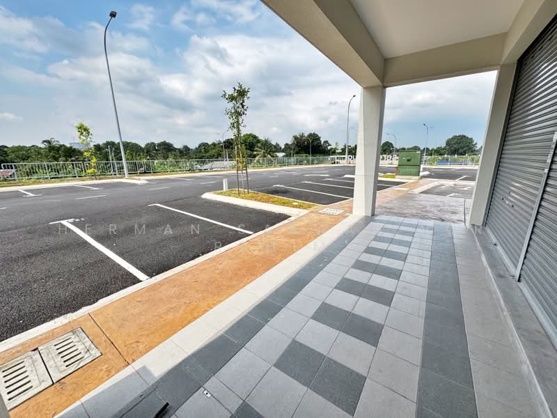 Kedai / Pejabat untuk Disewa di Serene Heights (Semenyih) - Herman Sazwan Nor Rahim - Corridor - PropertyGuru.com.my