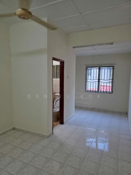 Rumah Teres 2 Tingkat untuk Dijual di Bandar Bukit Tinggi (Klang) - Daniel Kok - Bathroom - PropertyGuru.com.my