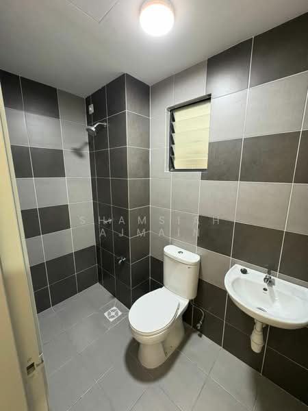 Apartment for Sale at Residensi Mutiara Emas Kajang - SHAMSIAH AJMAIN - Bathroom - PropertyGuru.com.my